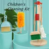 Träavtagbar leksakstädning Set Kids Cleaning Toys 6 Piece - Hanging Stand Play Kitchen Cleaning Tools for Kid Gift 240423