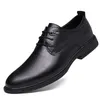 Chaussures décontractées 2024 Arrivée Mens de haute qualité pour les hommes Business Simple Reul Great Leather Oxfords Lace-Up Male