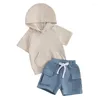 Kläder sätter baby pojkar kläder 6 12 18 24 månaders huva korta ärm toppar och fickor elastiska midjeshorts småbarn sommarkläder