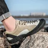 Casual Shoes Men Sneakers Sport Lekkie krowi zamszowe skórzane oddychane buty męskie mieszkania Tenis zapatillas hombre