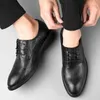 Casual Shoes Classic Man Office Business Sukienka skórzane mieszkania podzielone 2024 Low top krowy gumowa podeszwa