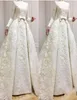 2019 Elegant Long Sleeve Lace Muslim Wedding Dresses Aline Appliques Plus Size With Bow Bridal Wedding Gowns Vestido De Novia Bri4170057