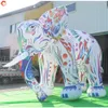 Activités de plein air de 8 m de long (26 pieds) avec un éclairage d'éclairage d'éléphant gonflable Avertissant beau jouet de mascotte de dessins animés décoratifs d'éléphant de fleur à vendre