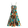 卸売夏スタイルの女性服の不規則な幾何学的なプリントスリングドレス