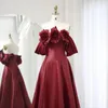 Vestidos de festa elegantes cetim de cetim da noite de ombro com flores 3D 2024 Long Women Wedding Formal Gowns