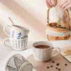 Tasses créatives à main des tasses en céramique à la main simples tasses à café rétro de formes irrégulières thé de lait de lait de lait