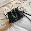 Umhängetaschen Ladies Bag Hochwertige PU -Textur 2024 Einfache Atmosphäre Lederhandtasche
