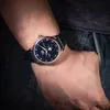 男性のスーゲスムーンフェイズウォッチ40mm自動機械腕時計シーグルST2528ムーブメントステンレススチールブルーサンドストーンダイヤル240425