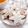 Moules 5pcs / Set Snowflake Cutter Biscuits en acier inoxydable Fondant Cake Pastry Moule de cuisine DIY Cuisine (Couleur: Argent)