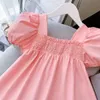 Meninas de bebê vestido de verão rosa fofinho de mangas de sopra fit slim fit