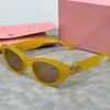 Occhiali da sole da sole Designer da donna Luxury Sun occhiali per gatto occhio di lusso di lussuoso parasole per esterni di alta qualità UV Accessori per occhiali per motivi per motivi estivi MZ136 B4