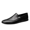 Sapatos casuais 40-46 Slipon School Man vulcaniza tênis masculinos de alta qualidade para pombo esportivo em casa fora do minimalista