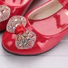 Meisjes schoenen zijn aangekomen baby kinderen babymeisjes kristal bling bowknot single prinses schoenen sandalen meisjes sandalen schoen rood 240419