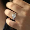 Anelli di banda Classic Anello nuziale femminile set in metallo in metallo zircone zircone anello di fidanzamento set da donna per la festa della sposa q240427