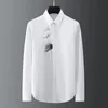 Camisa de mangas compridas para a primavera de flor bordada para homens camisetas de vestido formal de Banquet Banquet Roupas 240423