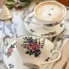 Tazze retrò tazze da caffè in ceramica da tè pomeridiano e piatti per uso domestico European Flotte Latte Hanging Ice American Style J240428