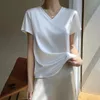 2024 Sommer Basic Massiv Womens T-Shirts T-Shirts V-Ausschnitt Kurzarm Tees Tops Satin Seiden elegante dünne Hemden für weiblich 240426