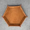 PU pliable Hexagon Dice Tray Boîte de dés décorative pour jeux Dice en cuir Storage DÉCORATIVE TH73A