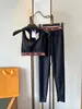 Projektantki damskiej odzieży sportowej letnia garnitur dla dwuczęściowego krótkiego litery drukowany garnitur jogi