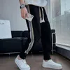 Herrenhose Männliche Schweiß Sport grauer Trackhose schlanke Jogginghosen für Männer Streifen Jogger Sportkoreaner Stil in stilvollem Y2K