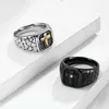 Bandringar Punk Black Gold Cross Ring för Herr Titanium Steel Cracked Warrior Herr Smycken Viking Vintage Eesthetic Ring Youth Gift Q240427