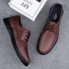 Sapatos casuais couro genuíno para homens confortáveis anti-deslizamento oxford ao ar livre tênis de moda de moda calçados formais formais