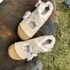Buty swobodne 2024 Autumn Winter Velvet ciepłe krowi butowe noszenie klamry paska doudou śnieżne buty moda