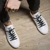 Casual Shoes Men High-top oryginalne skórzane trampki na zewnątrz oddychające White White Prosty projektant dla