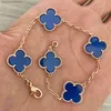 Designer Classic Bracelet Bangle White Red Blue Agate Shell Gold Silver Charm Bracelets 18K Gold Plated Four Leaf Clover Women Luxury Jewelr