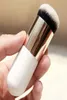 Neue zwei Farben Explosionsmodelle Chubby Pier Foundation Pinsel Flach BB Creme Make -up Pinsel Professionelles kosmetisches Make -up Pinsel6214850