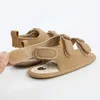 Sandały Sandały Sandały dla niemowląt dla dzieci i dziewcząt buty pu Sofe Anti Slip Baby Pierwsze buty do chodzenia noworodka Sandalsl240429