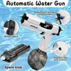 Childrens entièrement automatique Gecko Water Gun Essential Tool for Summer Water Battle Electric Water Gun Tout Toy Toy Enfants 240416