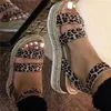 Scarpe di fitness HKXN 2024 Summer Sandals di grandi dimensioni per donne Stampa leopardo Stampa Donne Chunky Tacco Moda Mujer