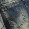Spring en détresse en détresse Jeans pour hommes Hip-Hop High Street Corée Mode Slim Stretch Hole Denim Pantreurs 240419