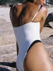 Frauen Badebekleidung Modes schwarz-weiß kontrastierende Farben Bikini Sexy Trend Einfacher One-Piece Designer Beach Badeanzug Vertuschung