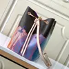 Designer Leather Tote Bag Women Crossbody Drawstring Bags Luxurys Reversible Fanny Pack Chain Shoulder Bucket Bag