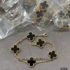 High End jewelry bangles for vancleff womens Four Leaf Grass Double sided Five Flower Bracelet Stone Girl Four Leaf Grass Light Luxury Hundred Fashion Stars Fading