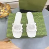 35-42Summer Womens Slippers Sandals Designer Slippers Talons plats de luxe Fashion Casual Comfort Flat Plats Slafpers Beach