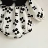 Rompers herfst nieuwe babymeisjes kleren Peter pan kraag peuter bodysuit bloem één stuk H240509