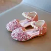 Girls Sprincess Buty cekiny Pearl Pink Summer Children Sandały pokrywa palec 21-36 Toddler Fashion Party Dance Flats 240416