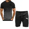 2024 MENS MODEBLE SPORTSWEAR SOMMER WEAR MENS MENS FITNESS WEAR Kurzärmeliges T-Shirt und Shorts Schnelltrocknen 2-teiliger S 240428