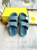 2024 Slide Designer Sandaler Fashionabla Classic Flat Sandals Luxury Summer Mens and Womens Sandals Högkvalitativa storlekar 35-45