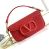 Purse Style Small Valentyno Designer Sacos de moda de couro 2024 VLOGOO VLOGOO NOVA CHAVA CHEIL DE CANTA PRÁTICA DE HIGH LADA ombro ombro q9ij