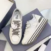 Sapatos de bolo de lazer de lazer, sapatos esportivos versáteis com aumento de altura, amarração e cores contrastantes, sola de 5,5 cm de espessura resistente ao desgaste britânico