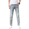 Lu luxe Summer Summer Sold Elastic Wash Water Jeans pour hommes Slim Fit Small Straight Tube haut de gamme Européen Pantalon décontracté