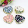 NEU 1PC Mini Make-up Compact Pocket Blumenspiegel tragbarer Zwei-Seiten-Falten-Make-up-Spiegel Frauen Vintage Kosmetische Spiegel für Geschenk für zweiseitige Klappspiegel