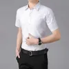 Sommergeschäft kurze ärmliche weiße Hemden für Männer Keine eisernen Faltenfest und Bluse 240419