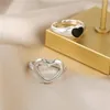 Cluster anneaux 2024 dans la mode coréenne Classic Classic Retro Niche Design Aesthetic Black Love Dripping Ring 2 pièces pour femmes bijoux