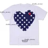 Jugar camisetas Commes 2024 Fashion Mens Play T Shirt Garcons Designer Commes Play T Shirt Shirts Polo Commes Red Commes Heart Casual Womens Des Badge Graphic Tee 113 651