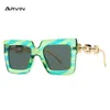 Sunglasses 2024 New Fashion Women Square Sunglasses For Ladies Modern Luxury Brand Designer Sun Glasses Vintage Metal Chain Eyewear Shades T240428